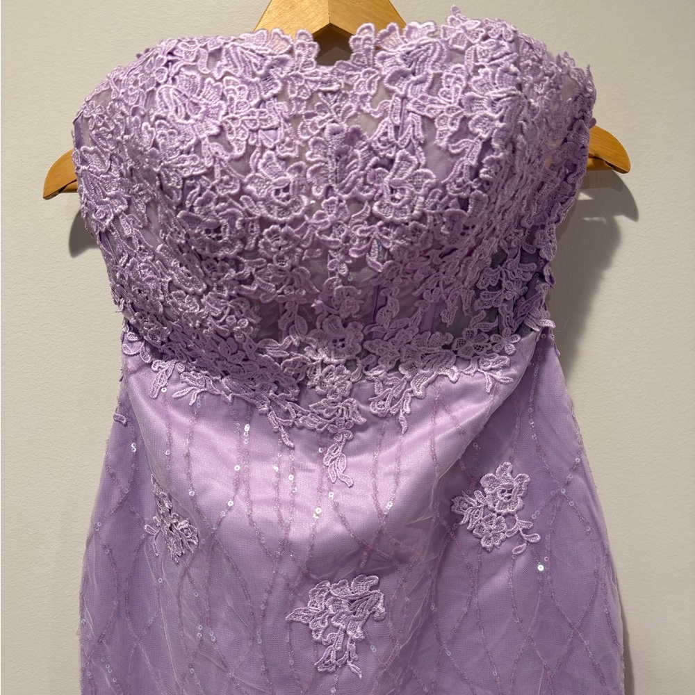 Lavender Lace Sequined Strapless Mermaid Formal Gown see measurements - Picture 2 of 6
